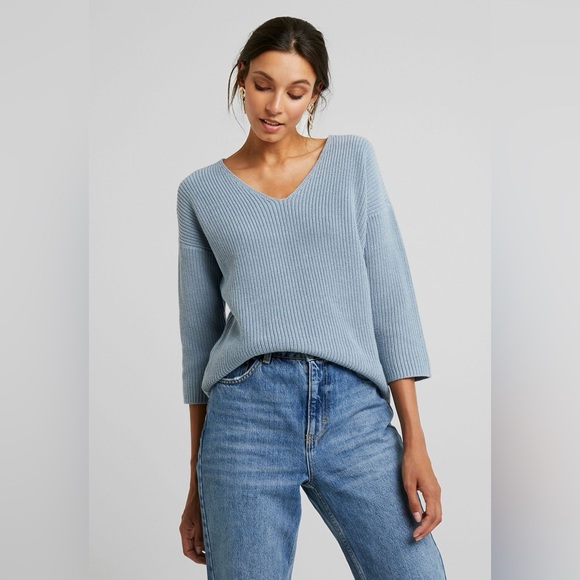 Part Two Petronas Pullover in Daisy Blue - Picture 2 of 8